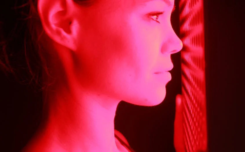 How Red Light Therapy Can Enhance Your Beauty Routine - Discover the Benefits