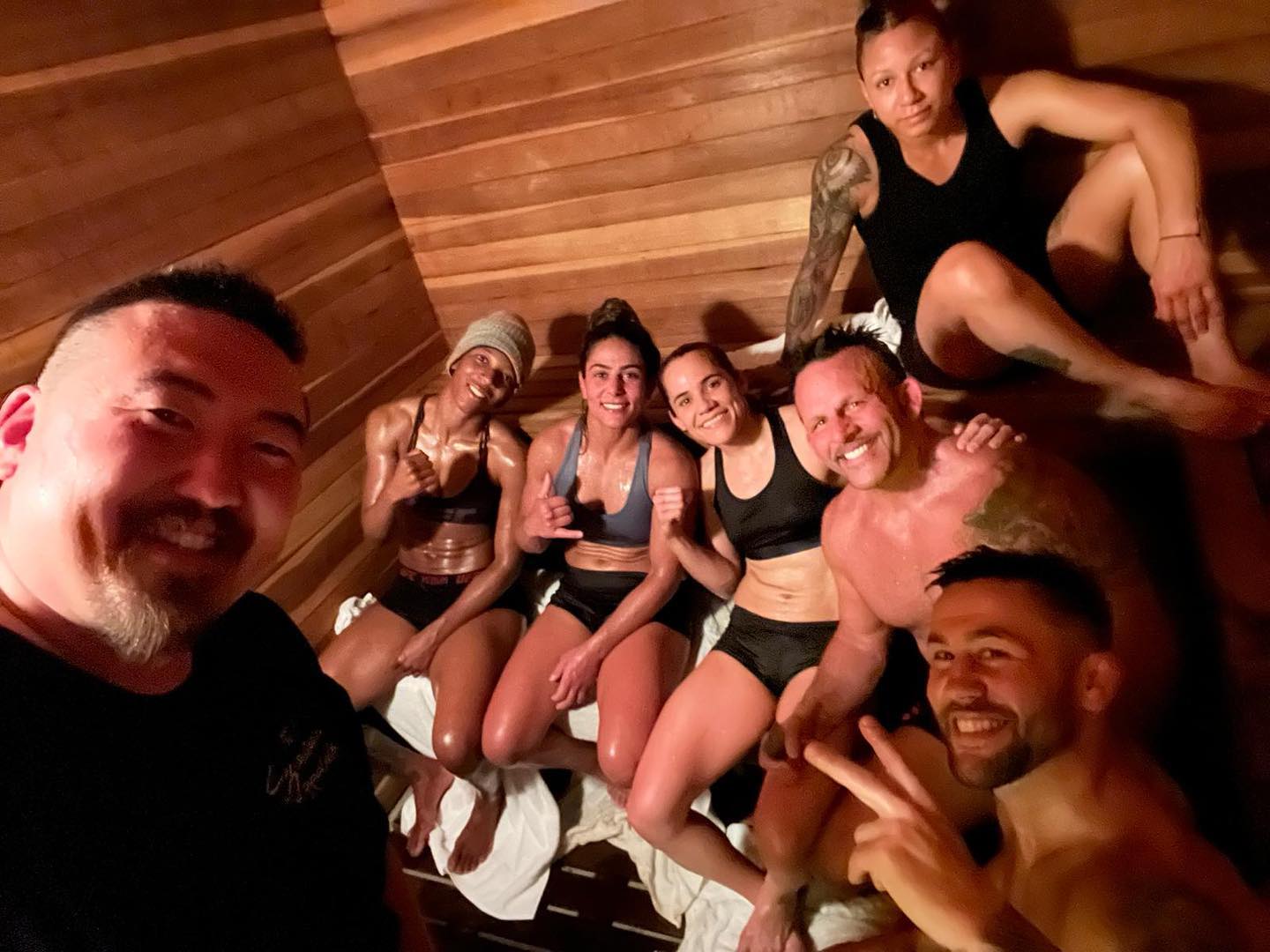 How to Start a Sauna Club in Your Neighborhood: A Step-by-Step Guide