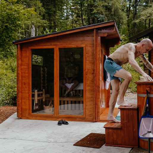 Sauna Before or After an Ice Bath? | Optimize Your Wellness Routine