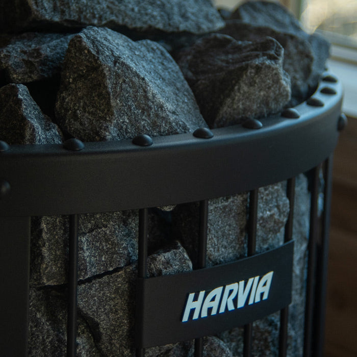 Harvia Legend 240 GreenFlame 15.9kW 燃木炉套装，带烟囱套件、石笼、防护垫、护套、石头