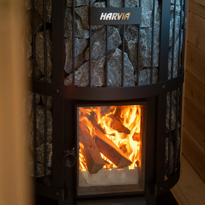 Harvia Legend 240 GreenFlame 15.9kW 燃木炉套装，带烟囱套件、石笼、防护垫、护套、石头