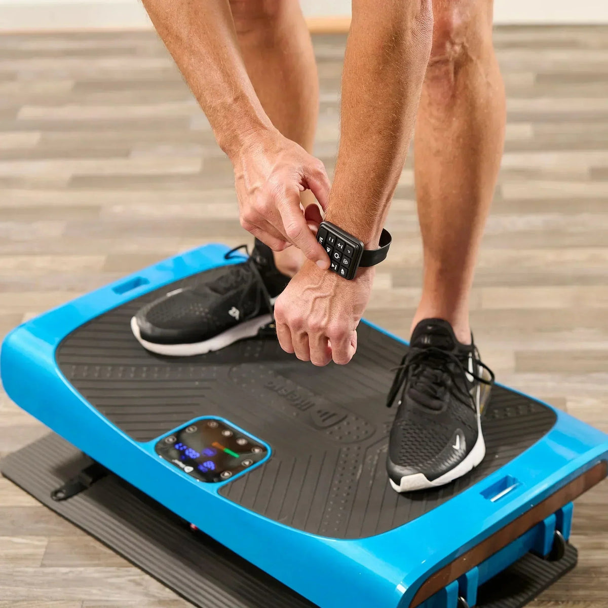 Lifepro Rumblex 4d Lifepro Rumblex Pro 4D Vibration Plate w/ Resistance Bands
