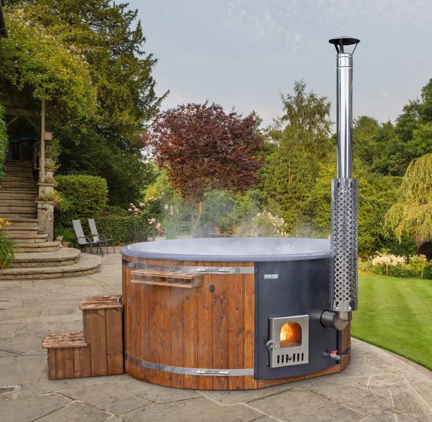 SaunaLife S4 6-Person Wood-Fired Hot Tub | Thermo-Spruce